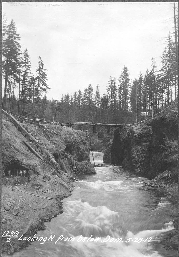 Historic Photo of Condit Dam Construction