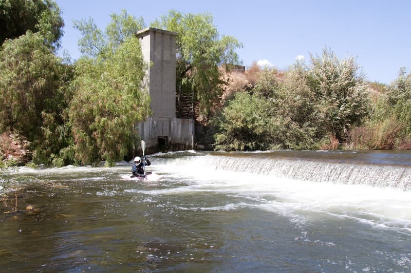 Low head dam
