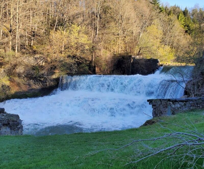 Keuka Falls