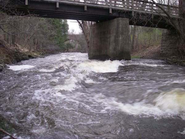 Estate Bridge
