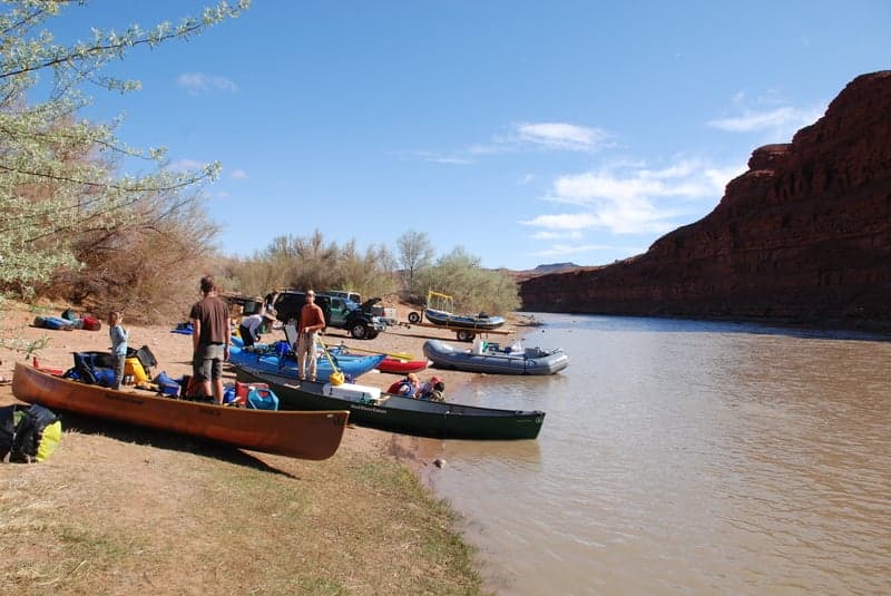 Mexican Hat Put-In