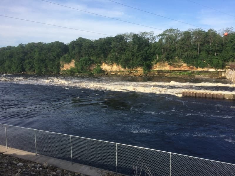 Outflow Wave(s)