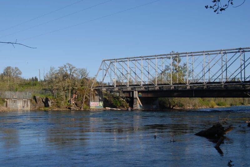 Hayden Bridge Landing Take-Out