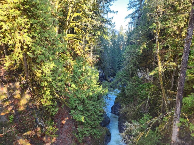 Devils Den Falls