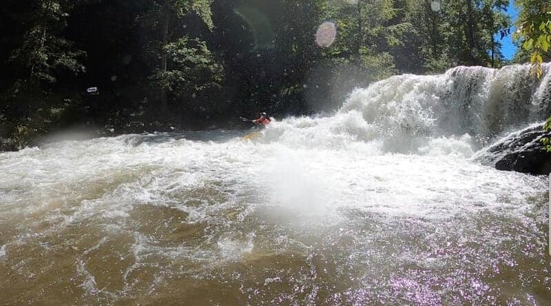 Teacup Rapid Middle Line 425 cfs