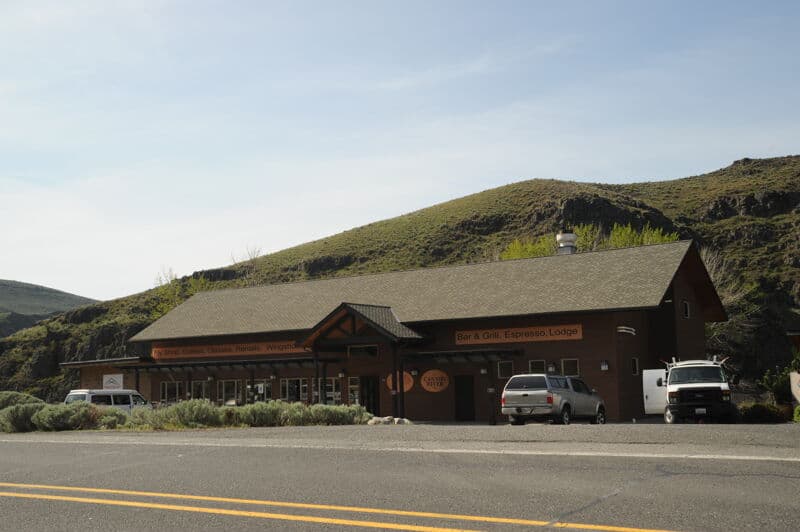 Red's Fly Shop Access