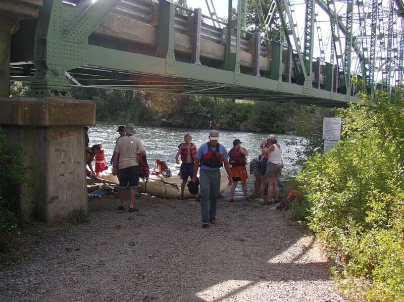 North Thorp Hwy Bridge Access
