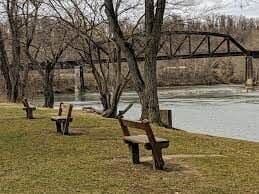 Put-in - Yough River Park, Connellsville, PA