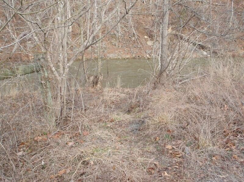 Access - Rt. 100 at Little Walker Creek