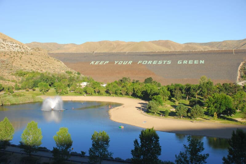 Lucky Peak Dam