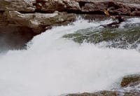 Unknown Paddler running ElHorrendo at 450cfs