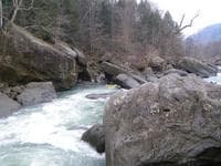 Rockcastle Narrows Ledge #3 "Teeth"