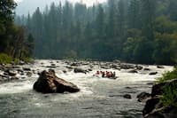 Rafts in Rock Garden rapid