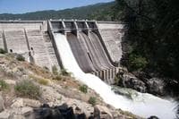 Redinger dam spilling 3,500 cfs