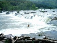 Sandstone Falls runnable section entire view