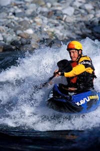 Oak Bottom wave playboating