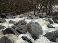 Second half of the waterfall at the confluence with the Potomac.