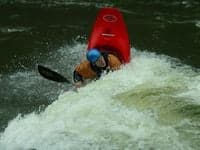 Jason Miller throwing ends in Cueball on the Cheat Canyon, WV