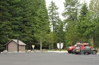 Eagle Cliff Day Use Area parking