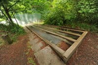 Access Ramp at the Downstream End of Idlelyd Park