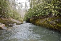 Narrow Undercut Flume