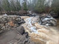 Left Channel first of 2 big rapids on the run
