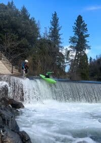 Right line at the dam 