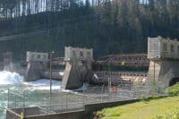 Leaburg Dam