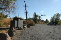 Zillah Bridge Parking and Toilet