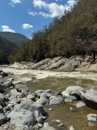 "Tres' Ledges" from river left
