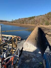 The shaved-off Short Channel dam